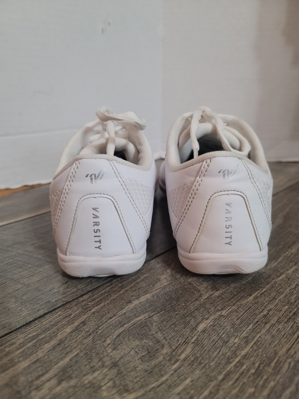 Varsity Kickoff Cheerleading Shoes Womens Lightweight Cheer Squad Sneakers White - Picture 8 of 11